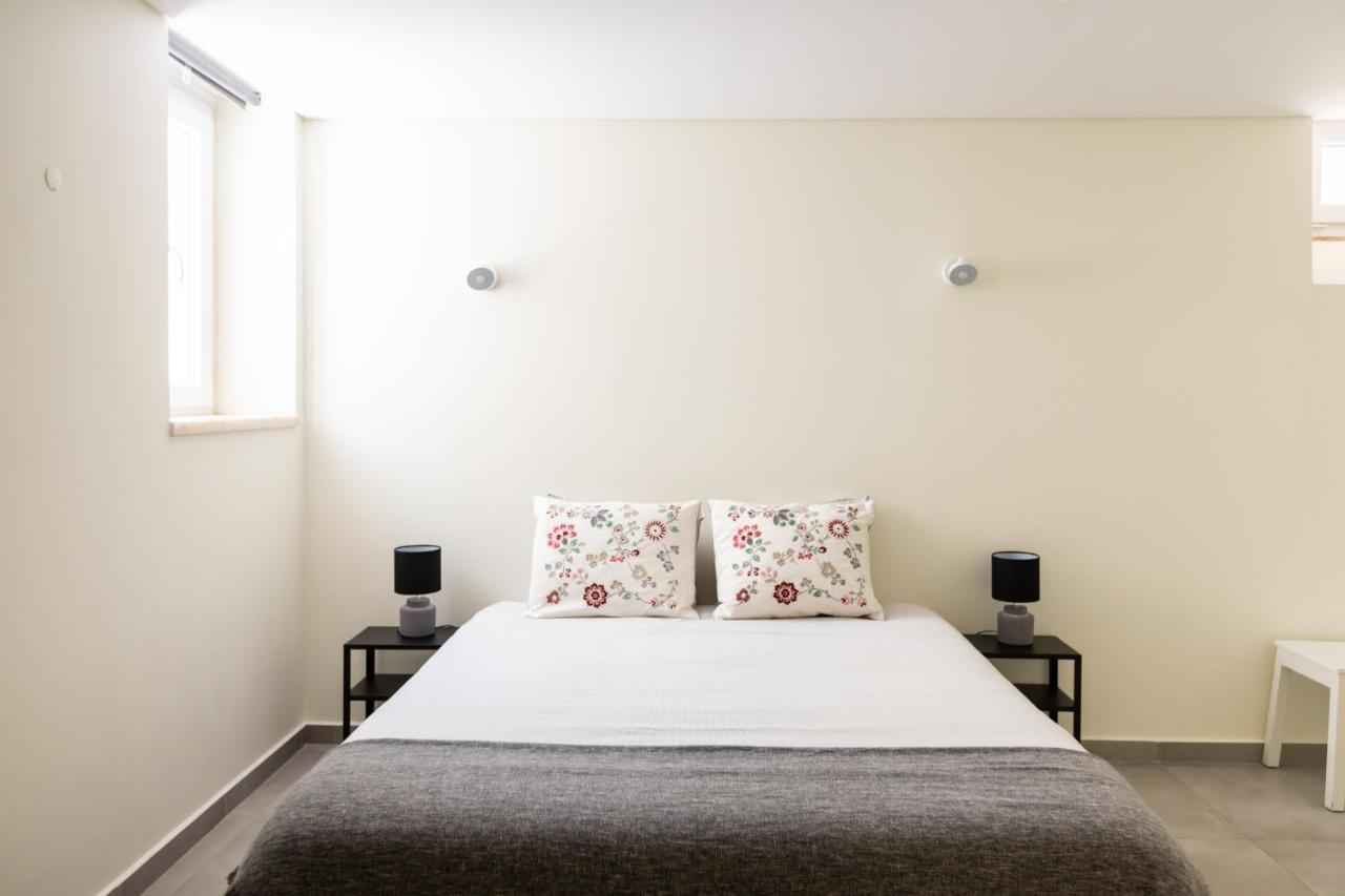 Ambassador Private Pool Suites Lisbon Bagian luar foto